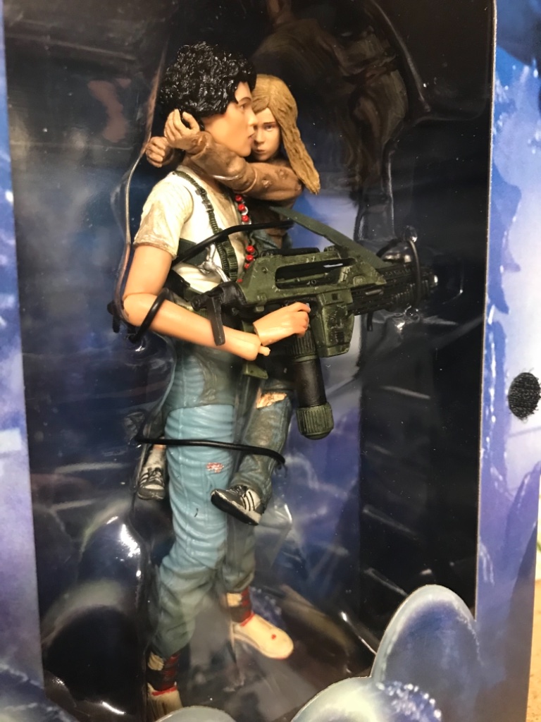 Rescuing Newt Deluxe Set - Image 4