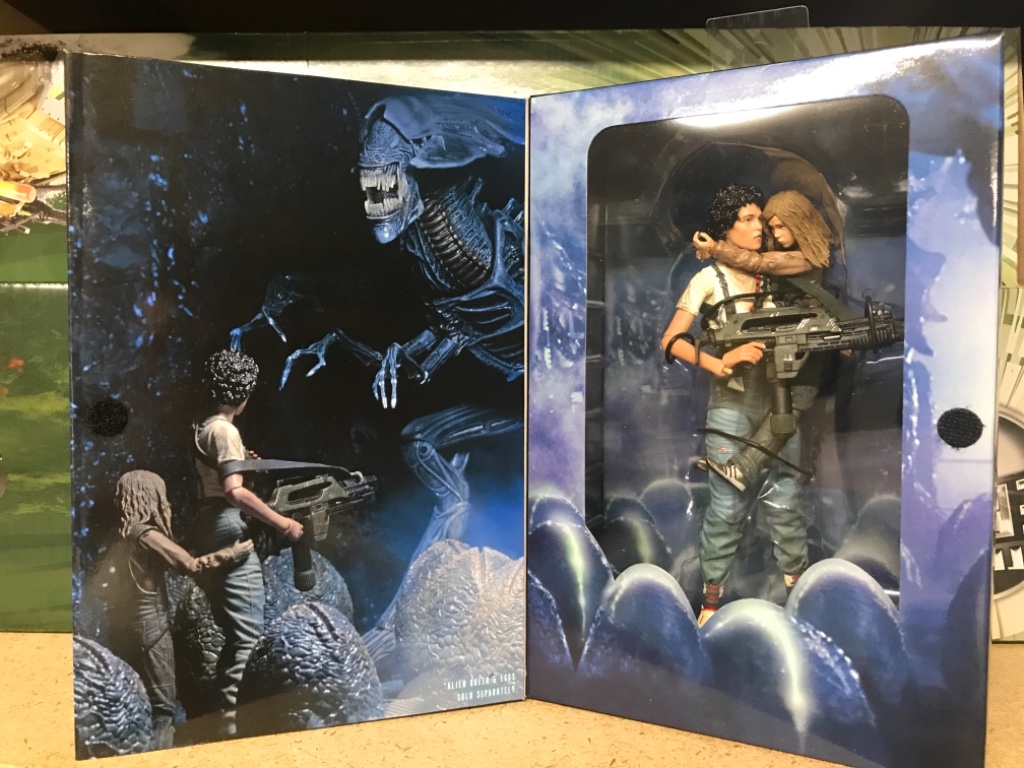 Rescuing Newt Deluxe Set - Image 3