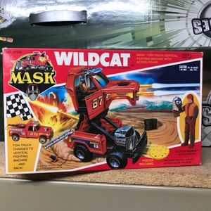 Wildcat with Clutch Hawks