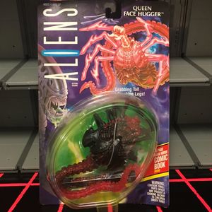 Queen Face Hugger