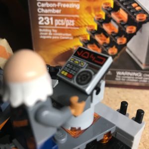 Carbon-Freezing Chamber with Boba Fett, Ugnaught, Han Solo and Han Solo in Carbonite