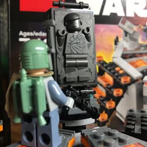 Carbon-Freezing Chamber with Boba Fett, Ugnaught, Han Solo and Han Solo in Carbonite