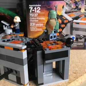 Carbon-Freezing Chamber with Boba Fett, Ugnaught, Han Solo and Han Solo in Carbonite