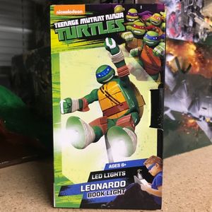 Leonardo Book Light