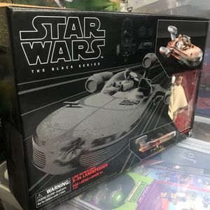 X-34 Landspeeder with Luke Skywalker