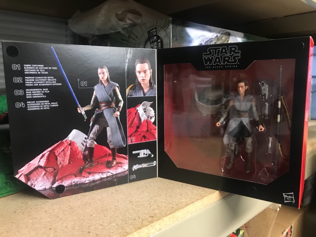 Rey (Jedi Training) Crait - Image 7