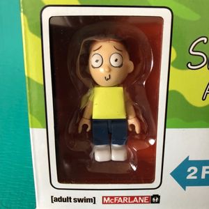 Spaceship and Garage Rick and Morty Construction Set