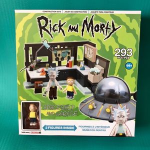Spaceship and Garage Rick and Morty Construction Set