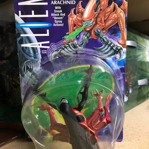 Alien Arachnid (off card)