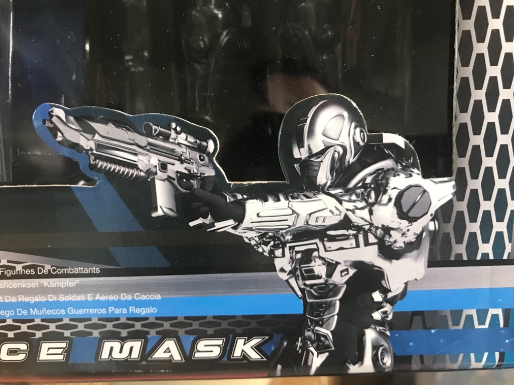 Galaxy Wars Space Warrior and Face Mask - Image 9