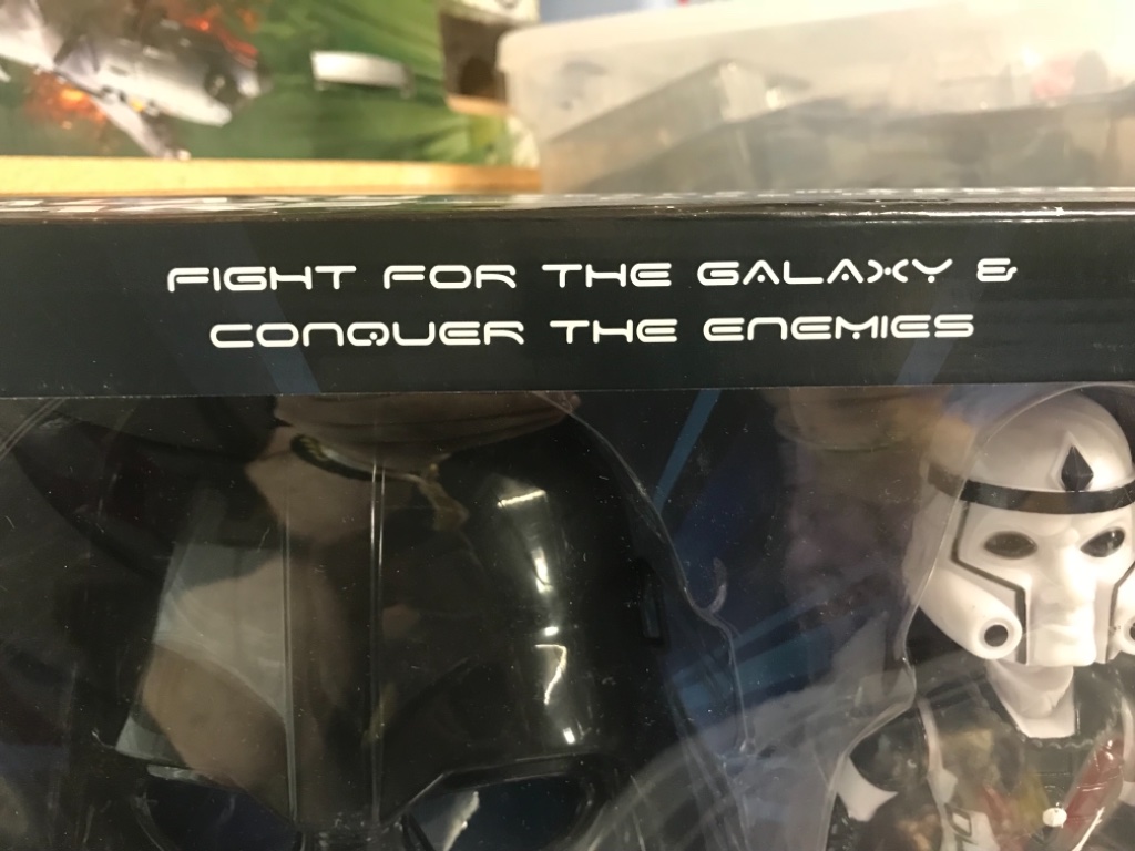 Galaxy Wars Space Warrior Figure and Face Mask Version 2 - Image 11
