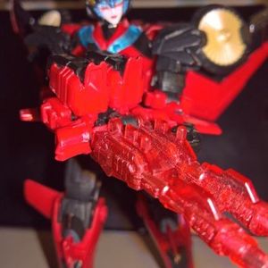 Titans Return - Deluxe - Autobot - Windblade