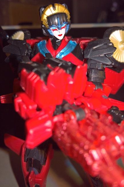 Titans Return - Deluxe - Autobot - Windblade - Image 6