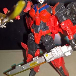 Titans Return - Deluxe - Autobot - Windblade