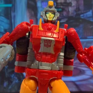 Power of the Primes - Deluxe - Autobot - Novastar