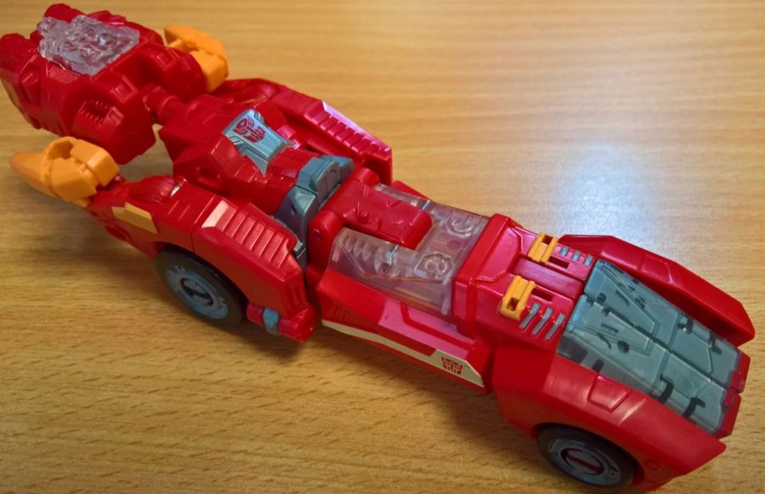 Power of the Primes - Deluxe - Autobot - Novastar - Image 4