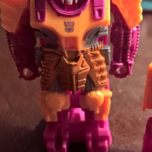 Power of the Primes - Prime Master - Decepticon - Quintis Prime w/ Bludgeon decoy armor