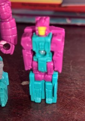 Power of the Primes - Prime Master - Decepticon - Solus Prime w/ Octopunch decoy armor - Image 1