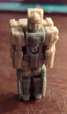Power of the Primes - Prime Master - Decepticon - Megatronus w/ Bomb-Burst decoy armor - Image 3
